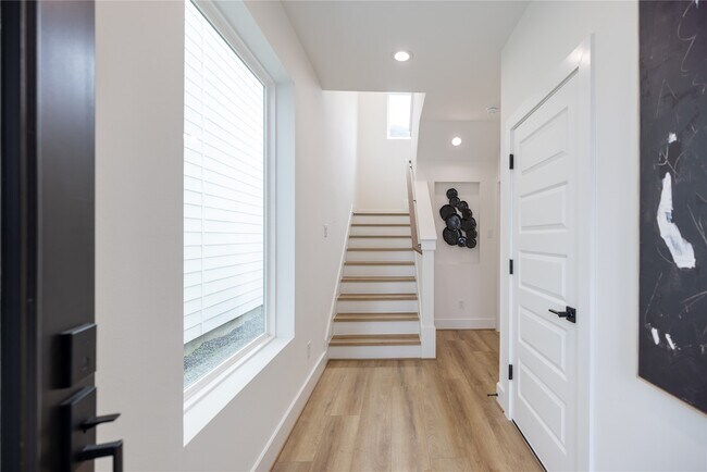 Building Photo - 4010 Yellowstone Blvd