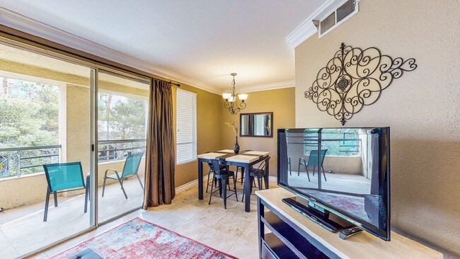 Building Photo - "Chic Las Vegas Condo Oasis: 1-Bedroom Gem with Granite Touch - 692 Sq Ft of Style!"