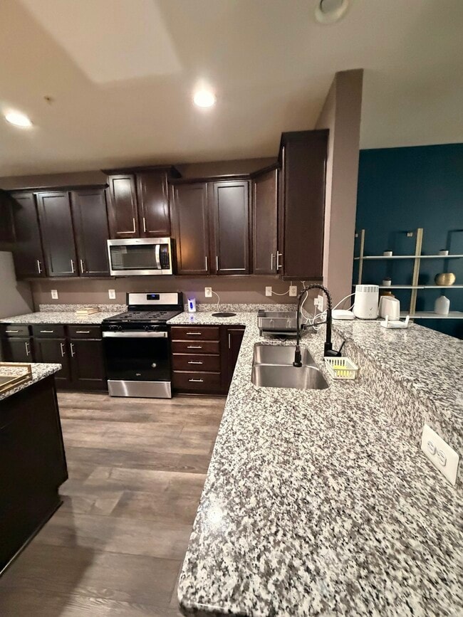 Building Photo - 5217 Forest Pines Dr