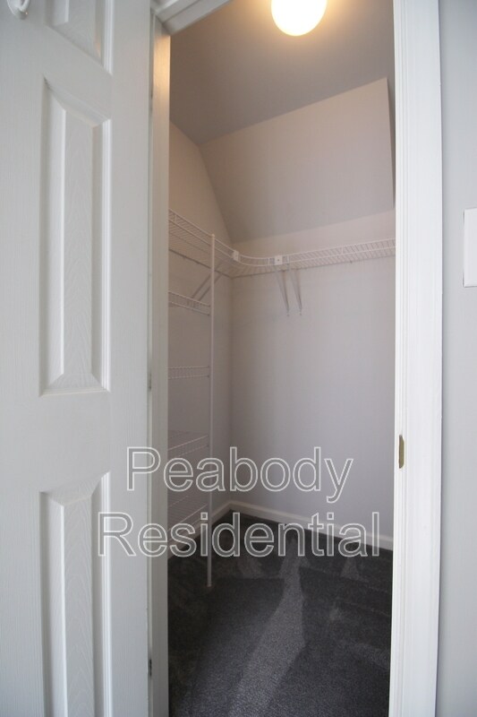 Building Photo - 46598 Drysdale Terrace