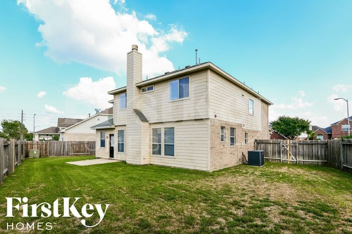 Building Photo - 12106 Piney Way Ct