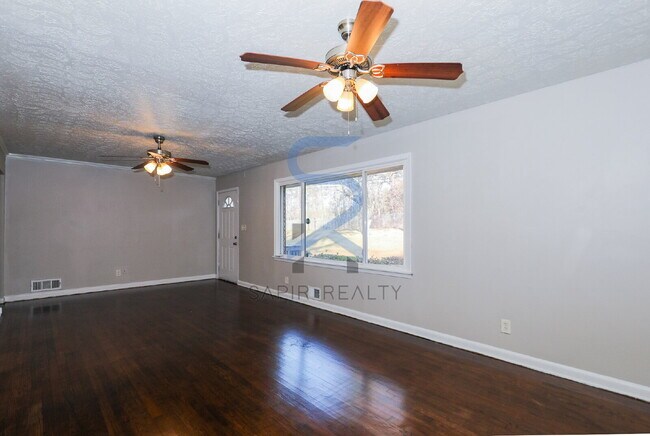 Building Photo - Move in before December 31st and choose your reward: a $250 Amazon Gift Card or a 55 Smart TV!