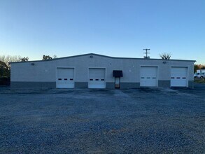 Building Photo - Warehouse space w/ small office AVAILABLE