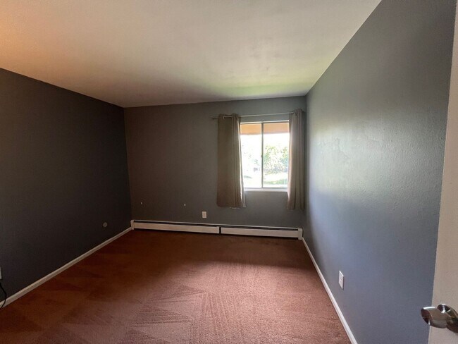 Building Photo - Great Condo in West Fort Collins
