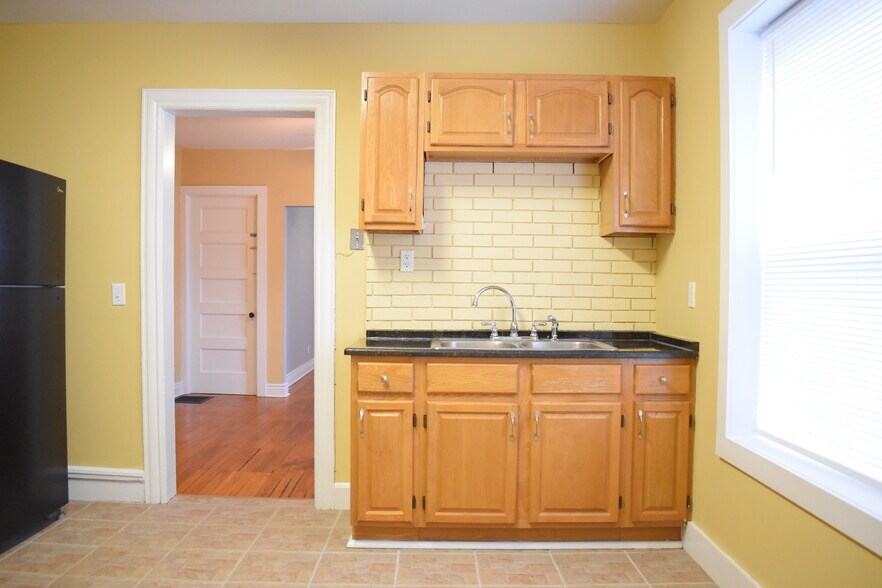 Kitchen - 375 W 1st St
