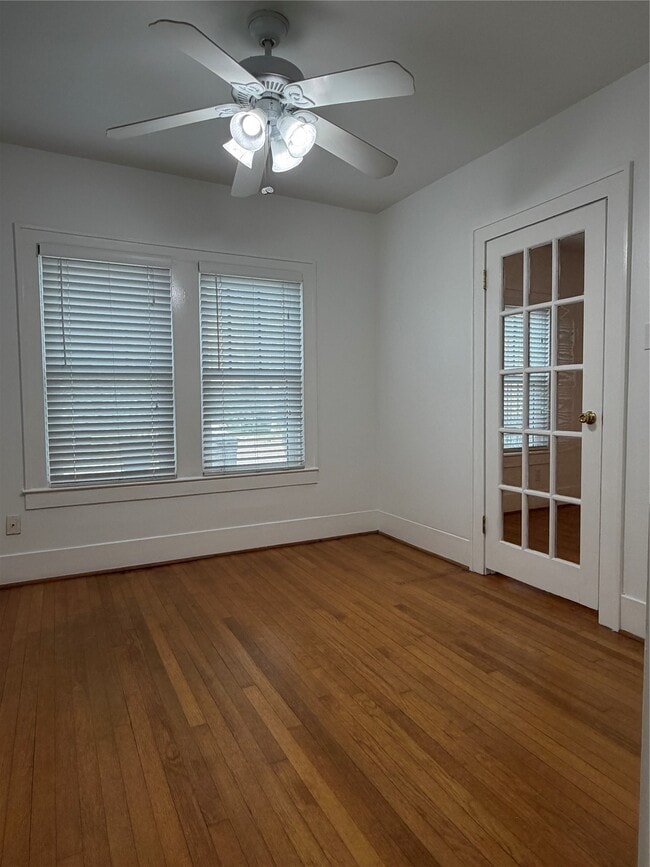 Building Photo - 1719 Dunlavy St