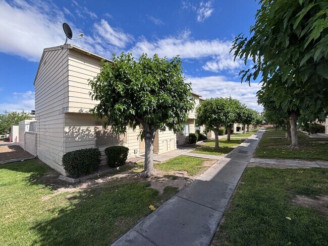 Building Photo - 4651 Mill Valley Dr