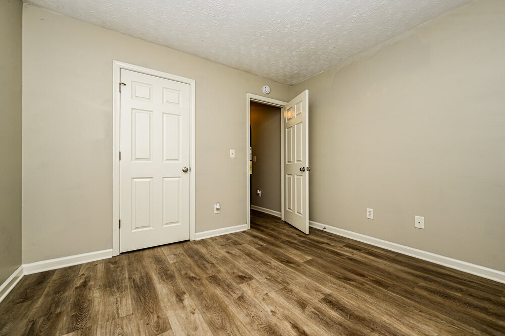 Building Photo - 1025 Borrington Ln