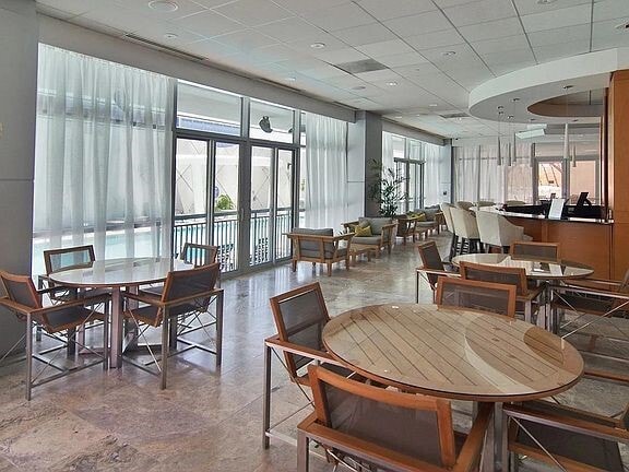 Building Photo - 3338 Peachtree Rd NE