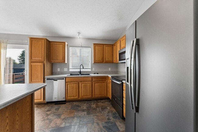 Building Photo - 4027 N 172nd Ave