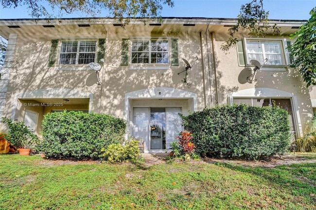 Building Photo - 757 NW 42nd Ave
