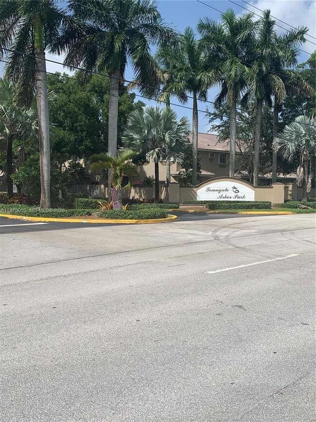 Building Photo - 2211 SE 23rd Rd