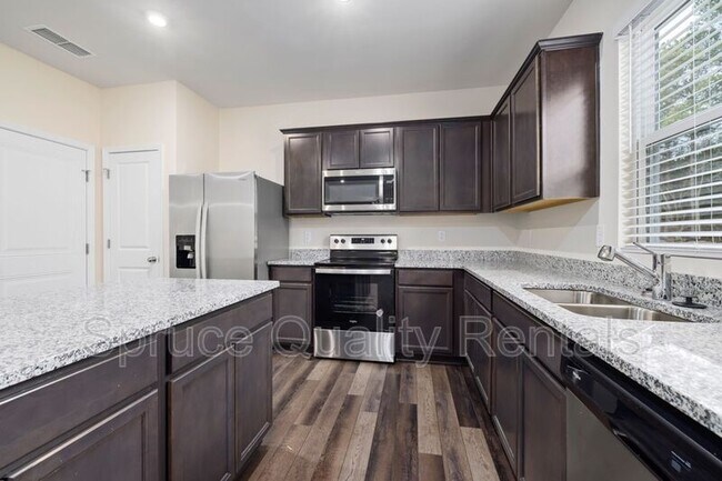 Building Photo - 1504 Arapahoe Ridge Dr
