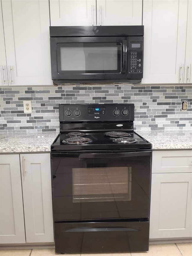Building Photo - 14515 Wunderlich Dr
