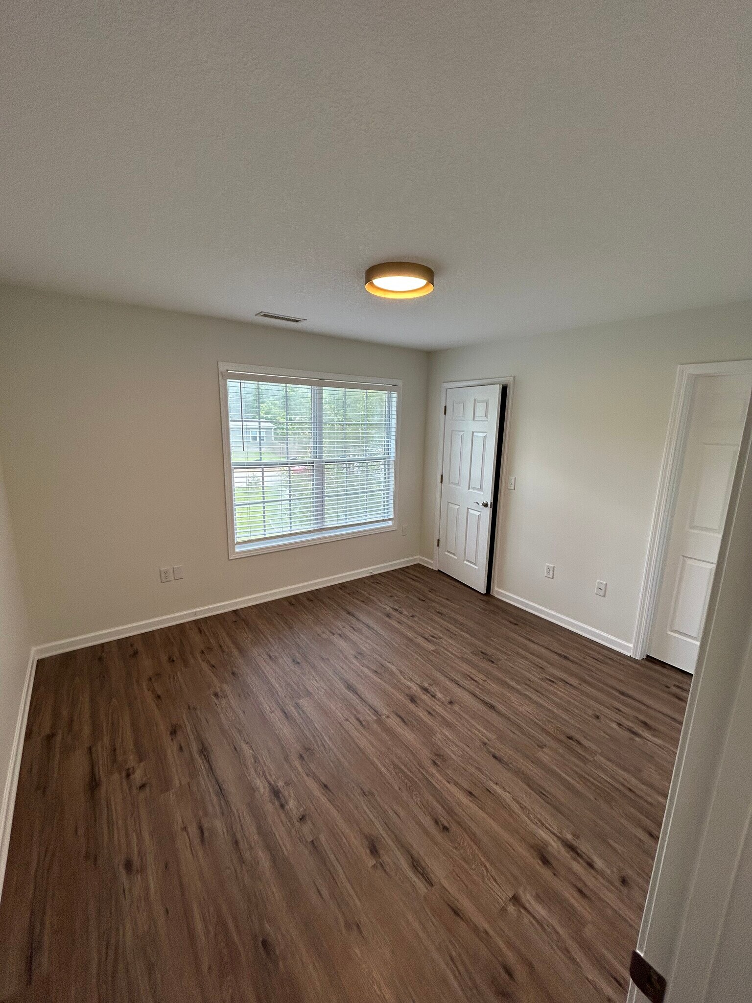 Building Photo - 53 Meadow Glen Ct