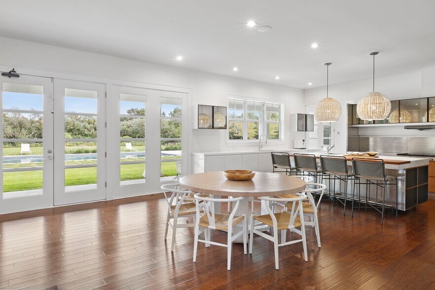 Building Photo - 127 Greenleaf Ln