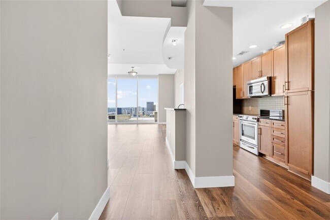 Building Photo - 855 Peachtree St NE