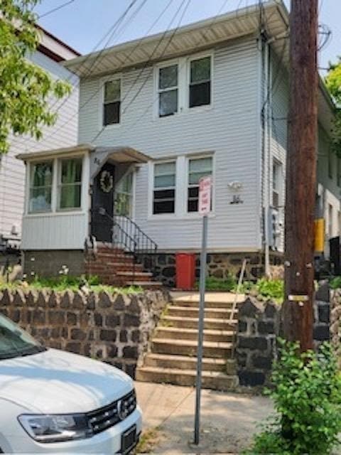Building Photo - 86 Sanford Pl