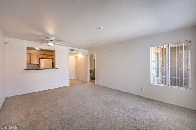 Building Photo - 2111 Sealion Dr