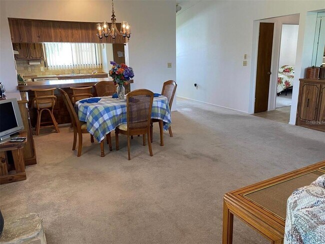 Building Photo - 9940 Eagles Point Cir