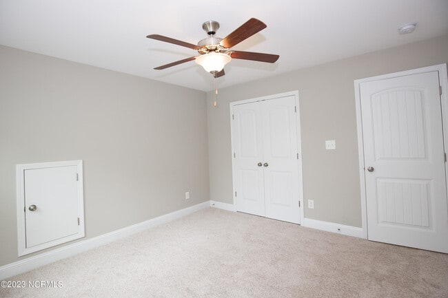 Building Photo - 721 Thrush Dr