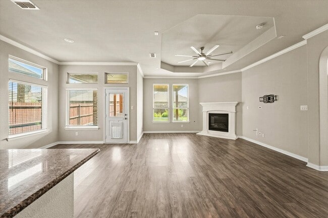 Building Photo - 3813 Gennaker Dr