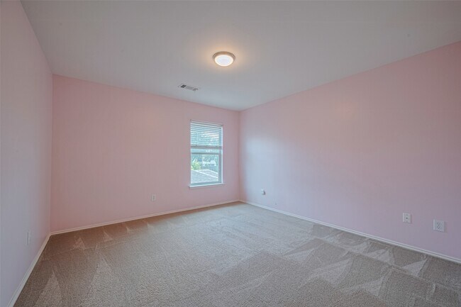 Building Photo - 3927 Flatwood Dr