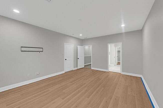 Building Photo - 5020 Sayers St