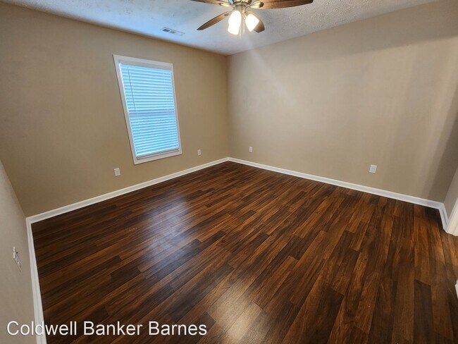 Building Photo - 3 br, 2 bath House - 395 Hendrixson Dr.