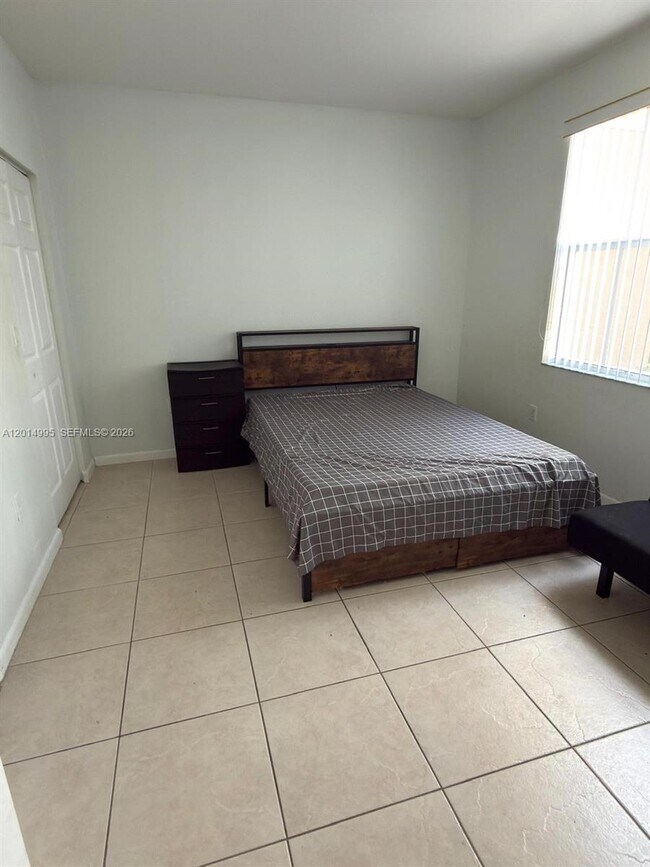 Building Photo - 4508 SW 160th Ave