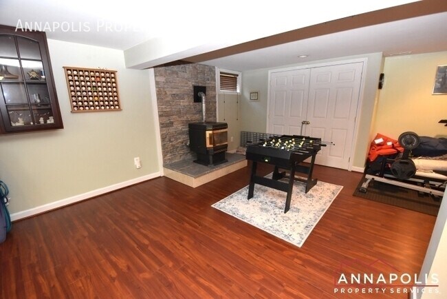 Building Photo - 957 Highpoint Dr