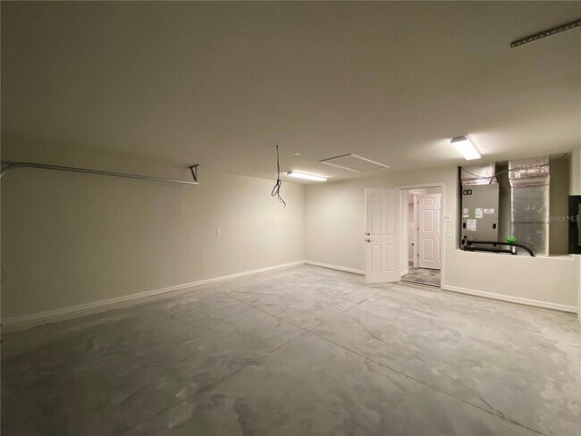 Building Photo - 8180 N Wakefield Dr