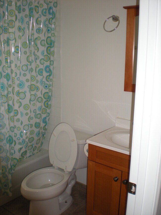 Building Photo - 2131 22nd St