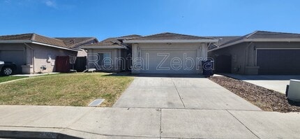 Building Photo - 3201 Bea Ct