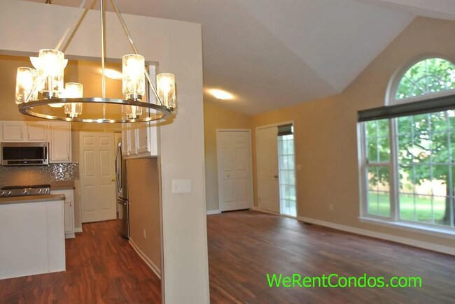 Primary Photo - 301 Daniel Ave