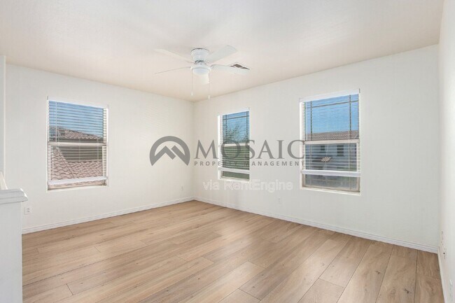 Building Photo - 44196 Askew Dr