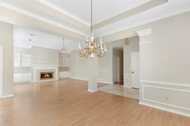 Building Photo - 3306 Redwood Lake Dr