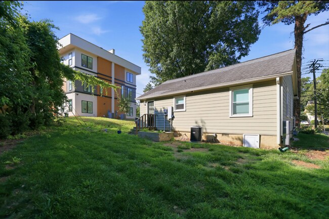 Building Photo - COMING SOON! Fully Furnished 2-Bedroom Home Near Charlotte’s Top Attractions