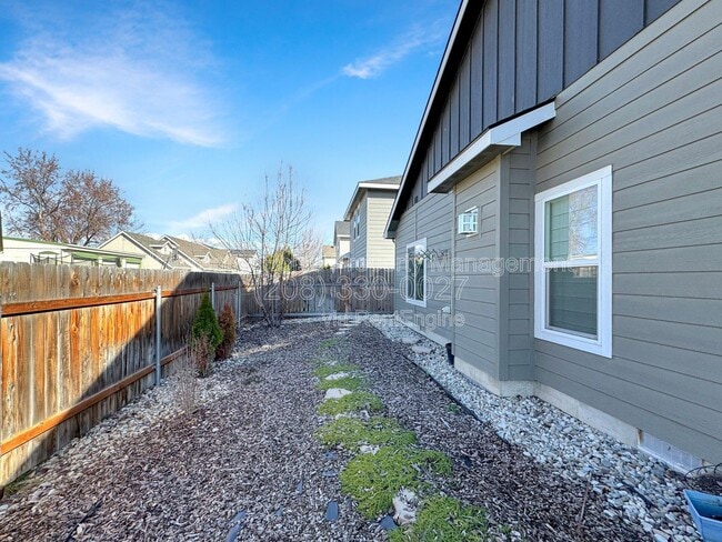 Building Photo - 3851 N Jackie Ln