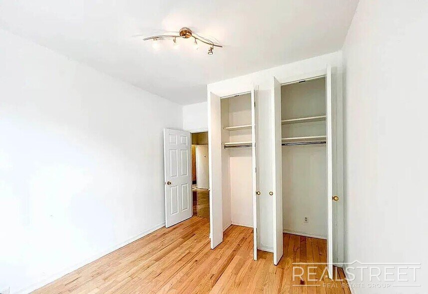 Building Photo - Nostrand Avenue