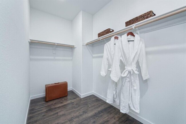 Building Photo - Newly Constructed Townhouse available in Berryessa Area