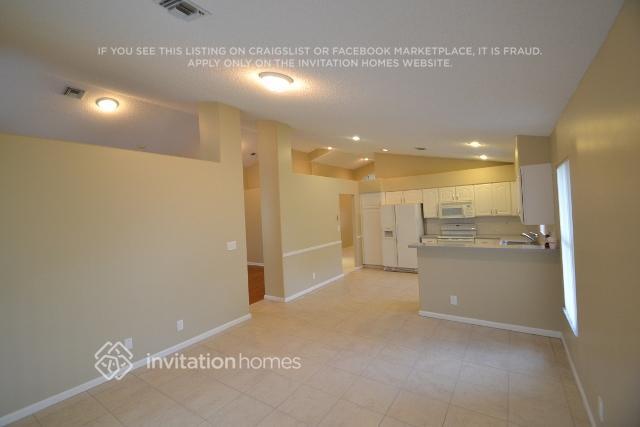 Building Photo - 13283 Blue Diamond Pl