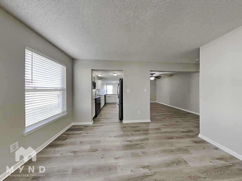 Building Photo - 1315 Osprey Way