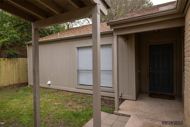 Building Photo - 16714 Britford