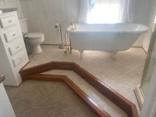 Building Photo - 2621 Lovick Rd