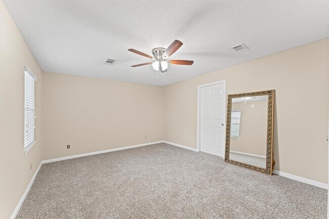 Building Photo - 17106 Telegraph Creek Dr