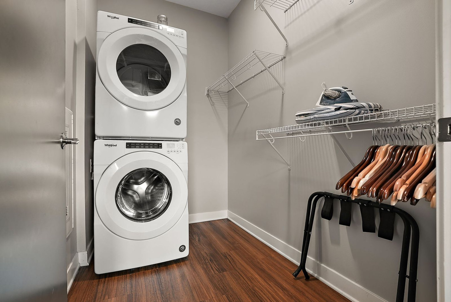 Building Photo - 1410 Nicollet Ave