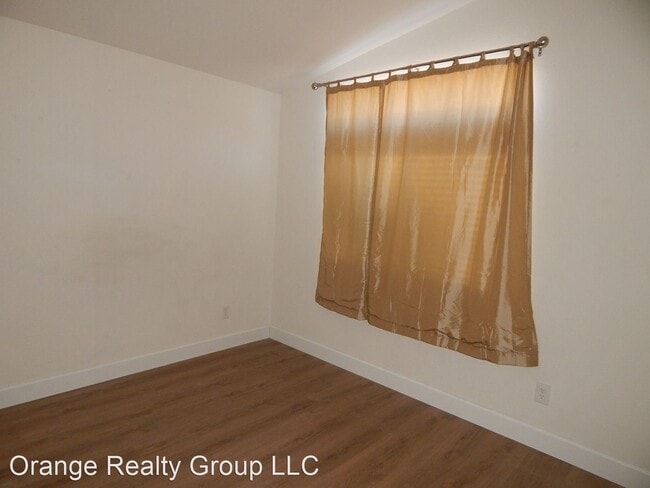 Building Photo - 2 br, 2 bath House - 6529 Assembly Dr.