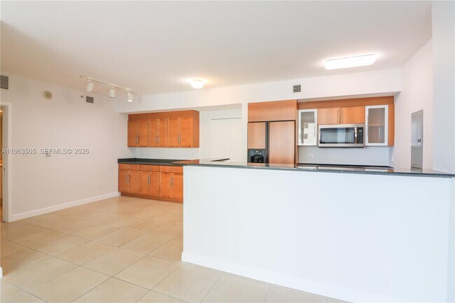 Building Photo - 335 S Biscayne Blvd