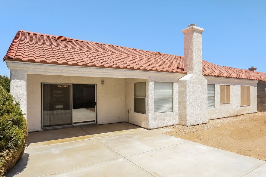 Building Photo - 607 Park Landing Ct